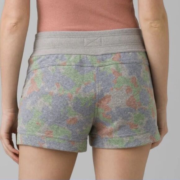 PrAna Cozy Up short 🖤 NWT 🖤 Heather Gray montage 🖤 XS - Picture 3 of 4